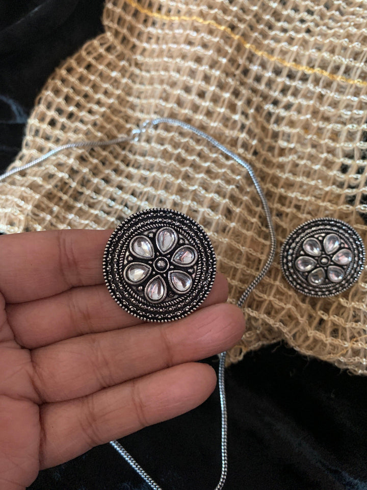 Pendant Necklace set - SHIVKA