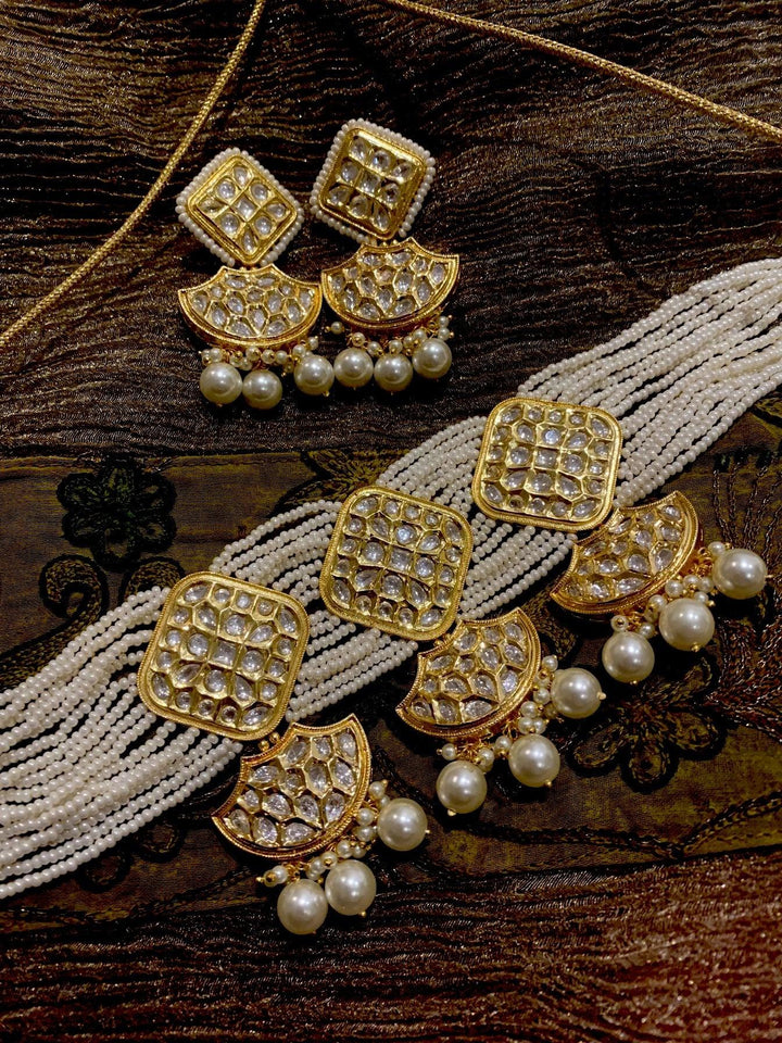 Scintillating Kundan Choker with Earrings - SHIVKA