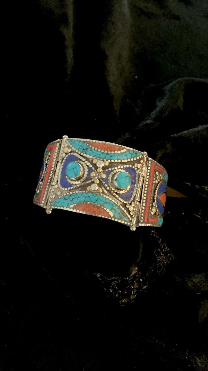 Vintage Art Bracelet - SHIVKA