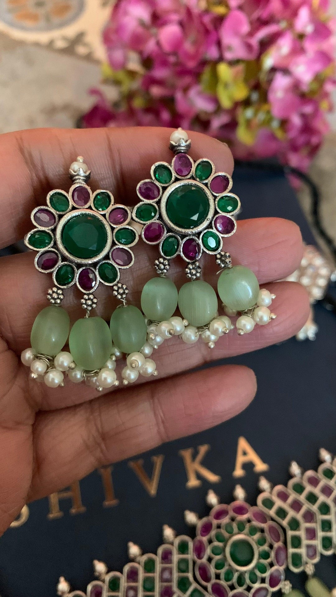 Vintage Artistic Choker with Statement Earrings - SHIVKA