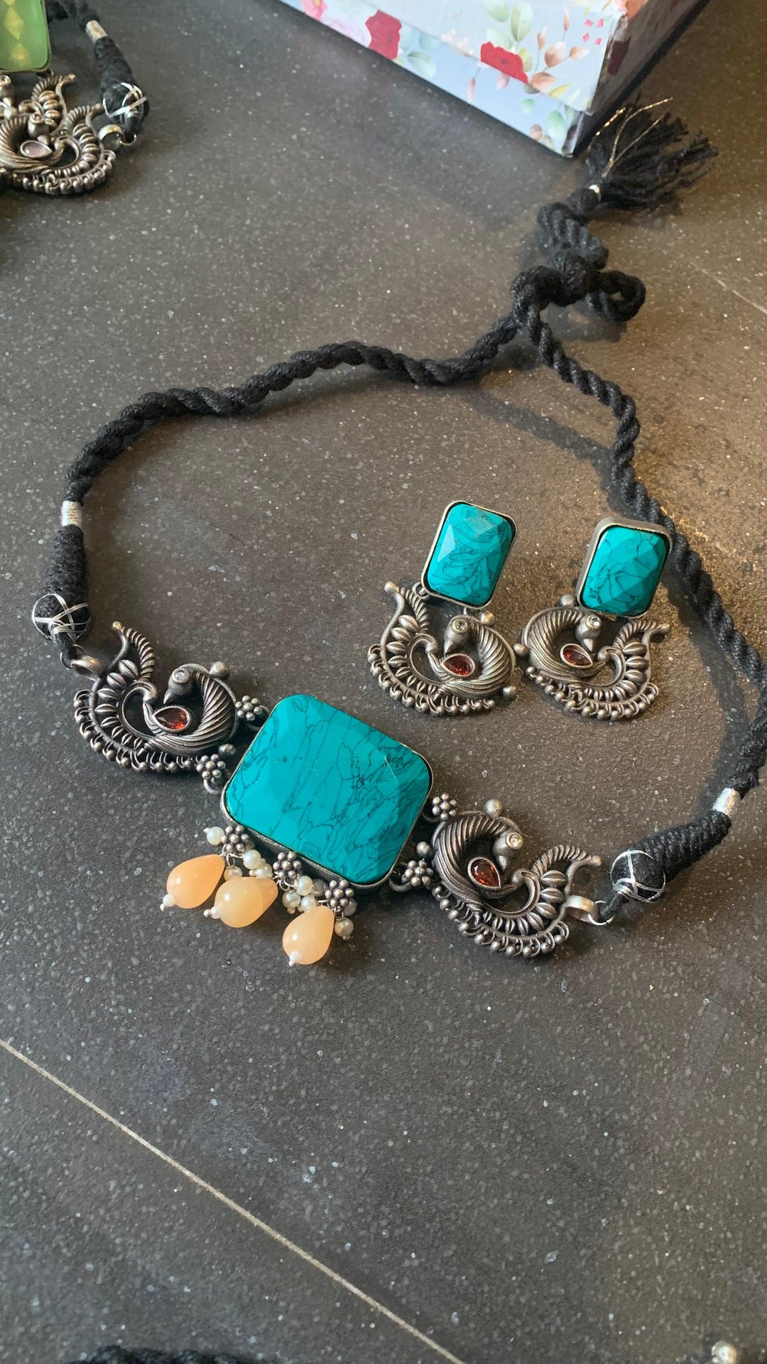 Vintage Stones Choker with Statement Earrings - SHIVKA