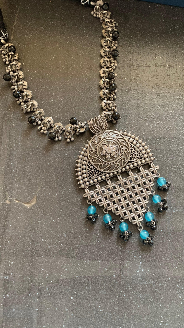 Vintage Artistic Necklace - SHIVKA