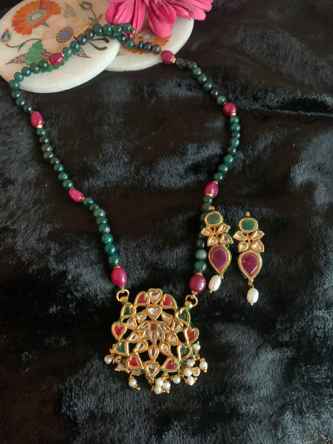 Vintage Jadau Pendant Necklace with Earrings - SHIVKA