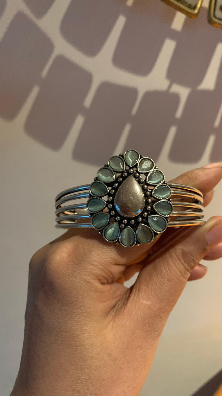 Heart Brooch Cuff Bracelet - SHIVKA