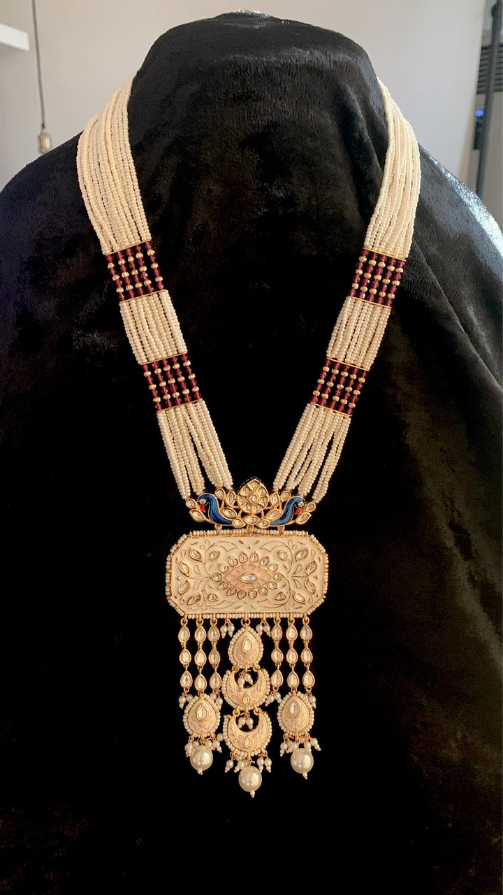 Kundan Necklace with Gorgeous Earrings