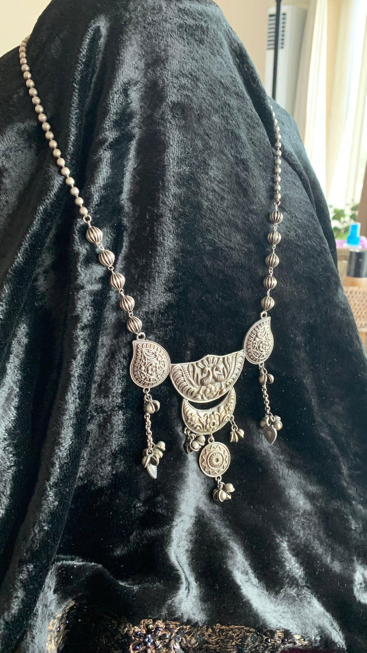 Vintage Pendant Long Necklace - SHIVKA