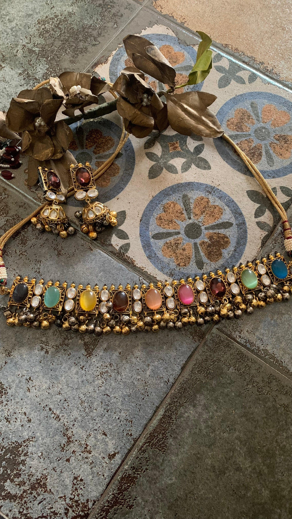 Vintage Kundan Quartz Choker with Earrings - SHIVKA